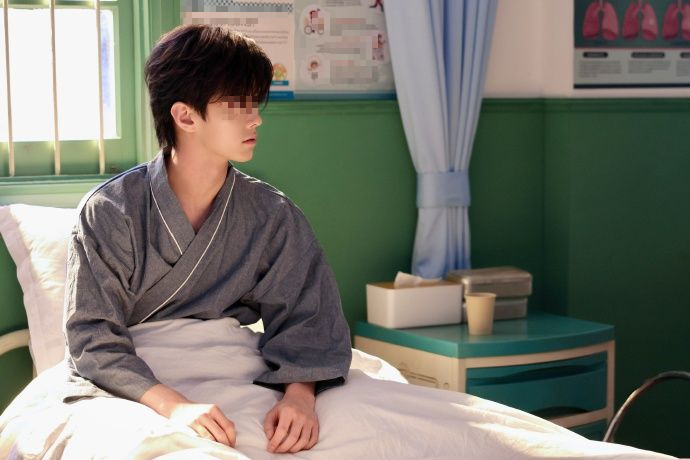 Ch&agrave;ng trai 27 tuổi ăn chay nhưng mắc ung thư đại trực tr&agrave;ng, b&aacute;c sĩ thở d&agrave;i: "Ăn chay 3 kiểu n&agrave;y hại hơn ăn thịt"- Ảnh 1.