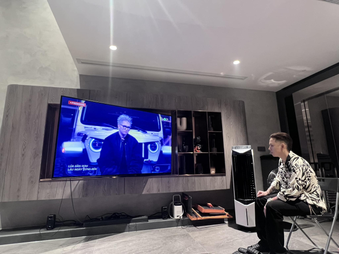 To&agrave;n cảnh biệt thự 5 tầng của JustaTee - Tr&acirc;m Anh- Ảnh 9.