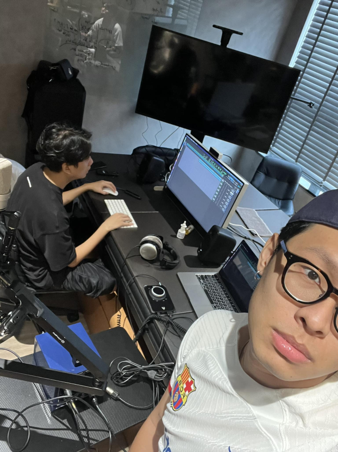 To&agrave;n cảnh biệt thự 5 tầng của JustaTee - Tr&acirc;m Anh- Ảnh 15.