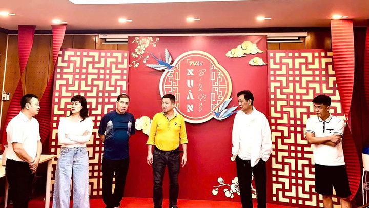 D&agrave;n nghệ sỹ T&aacute;o Qu&acirc;n hội ngộ, &ldquo;Ngọc Ho&agrave;ng&rdquo; Quốc Kh&aacute;nh l&agrave; t&acirc;m điểm ch&uacute; &yacute;- Ảnh 1.