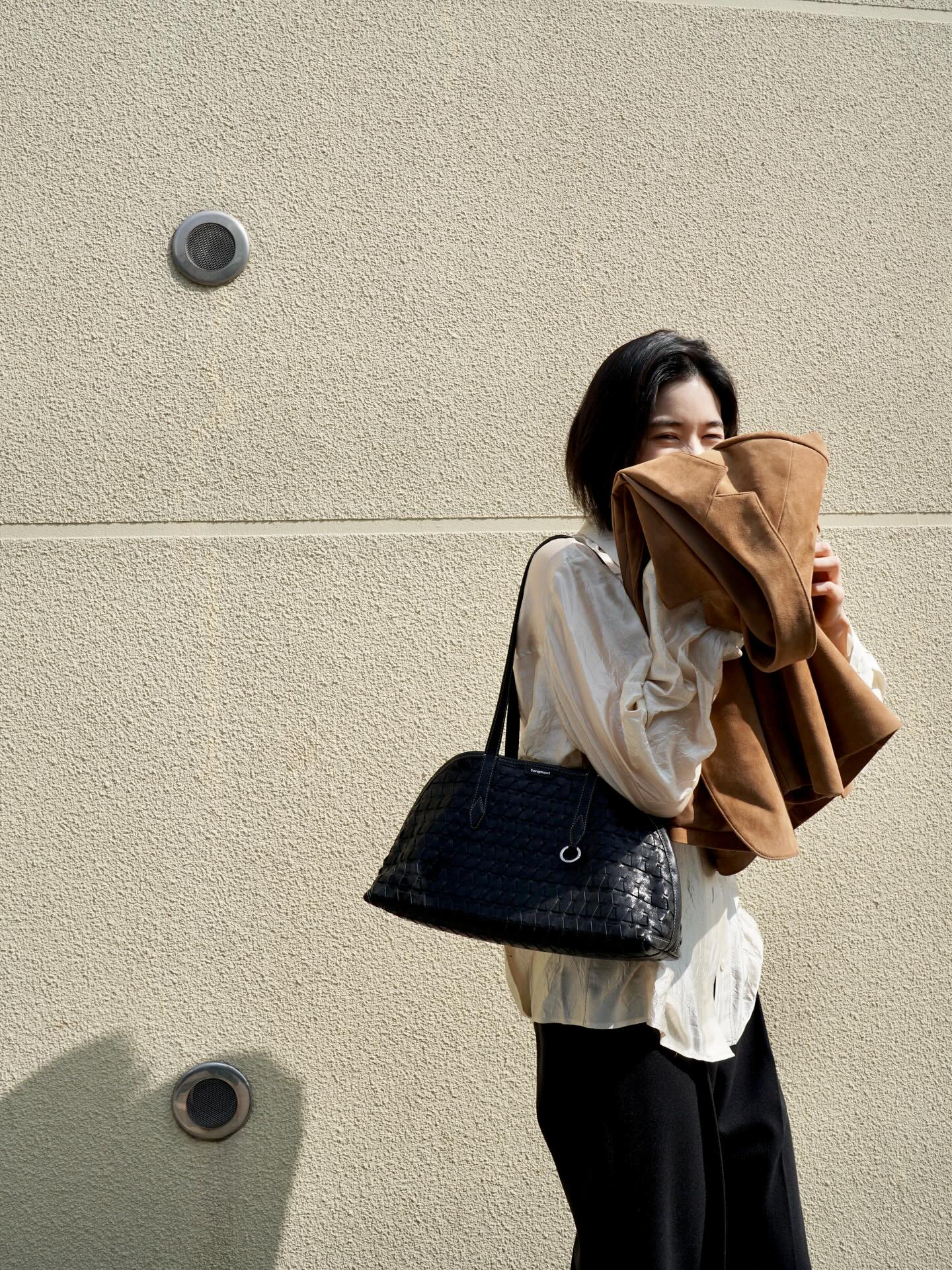 Phụ nữ tr&ecirc;n 40 tuổi n&ecirc;n mặc quần &acirc;u theo 4 c&aacute;ch, đảm bảo s&agrave;nh điệu v&agrave; tinh tế mọi l&uacute;c mọi nơi- Ảnh 8.