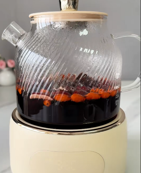 T&ocirc;i duy tr&igrave; 4 loại nước d&acirc;u tằm v&agrave; nhận ra da s&aacute;ng l&ecirc;n theo c&aacute;ch rất tự nhi&ecirc;n- Ảnh 3.