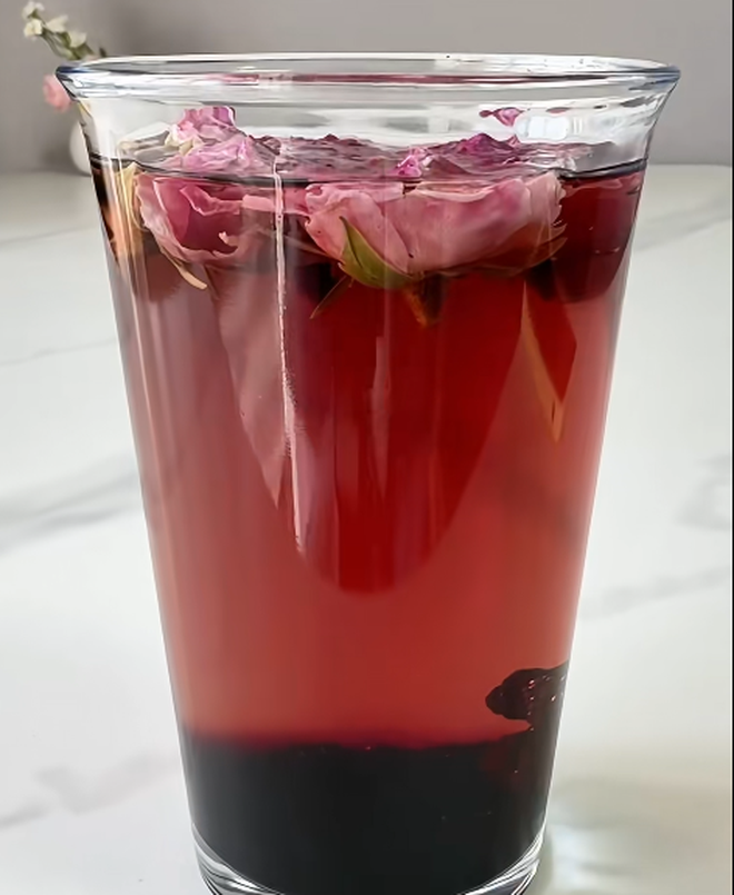 T&ocirc;i duy tr&igrave; 4 loại nước d&acirc;u tằm v&agrave; nhận ra da s&aacute;ng l&ecirc;n theo c&aacute;ch rất tự nhi&ecirc;n- Ảnh 4.