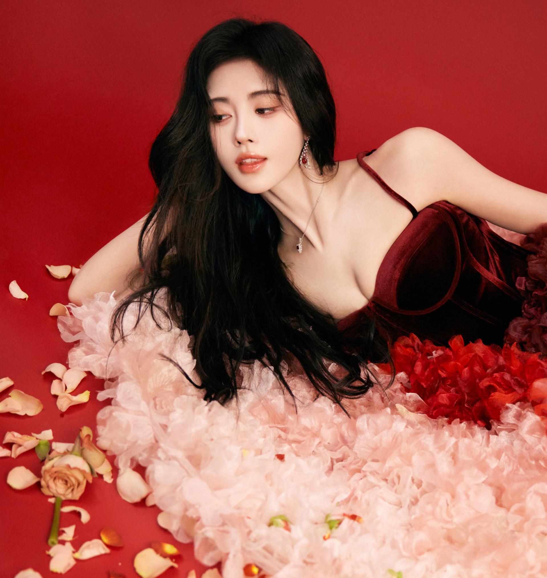 Trung Quốc c&oacute; h&agrave;ng vạn mỹ nh&acirc;n nhưng chỉ c&ocirc; g&aacute;i cao 1m45 n&agrave;y l&agrave;m được điều khiến 1,4 tỷ d&acirc;n nể phục- Ảnh 3.