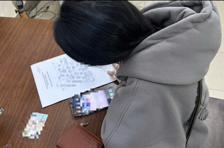 Nữ sinh ở Hà Nội mất hơn 800 triệu đồng, phát hiện bất thường từ cuộc gọi- Ảnh 1. Nữ sinh ở Hà Nội mất hơn 800 triệu đồng, phát hiện bất thường từ cuộc gọi- Ảnh 1.