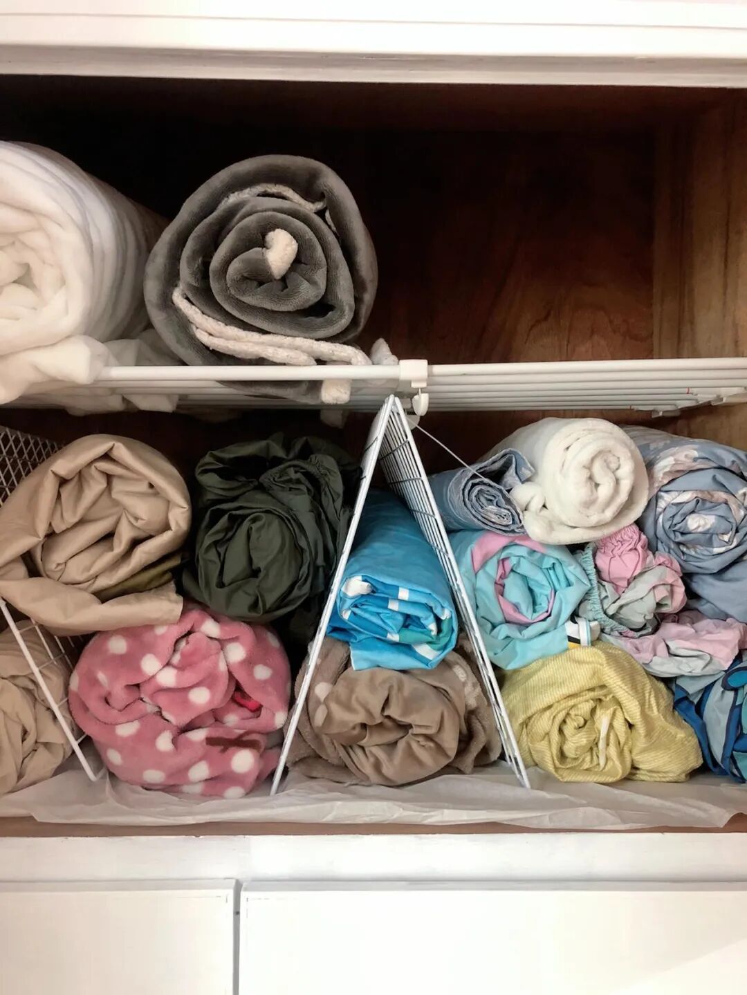 T&ocirc;i xem c&aacute;ch một phụ nữ trung ni&ecirc;n sắp xếp tủ quần &aacute;o v&agrave; nhận ra: Kh&ocirc;ng cần tủ lớn, chỉ cần đổi c&aacute;ch nghĩ l&agrave; nh&agrave; gọn hẳn- Ảnh 6.