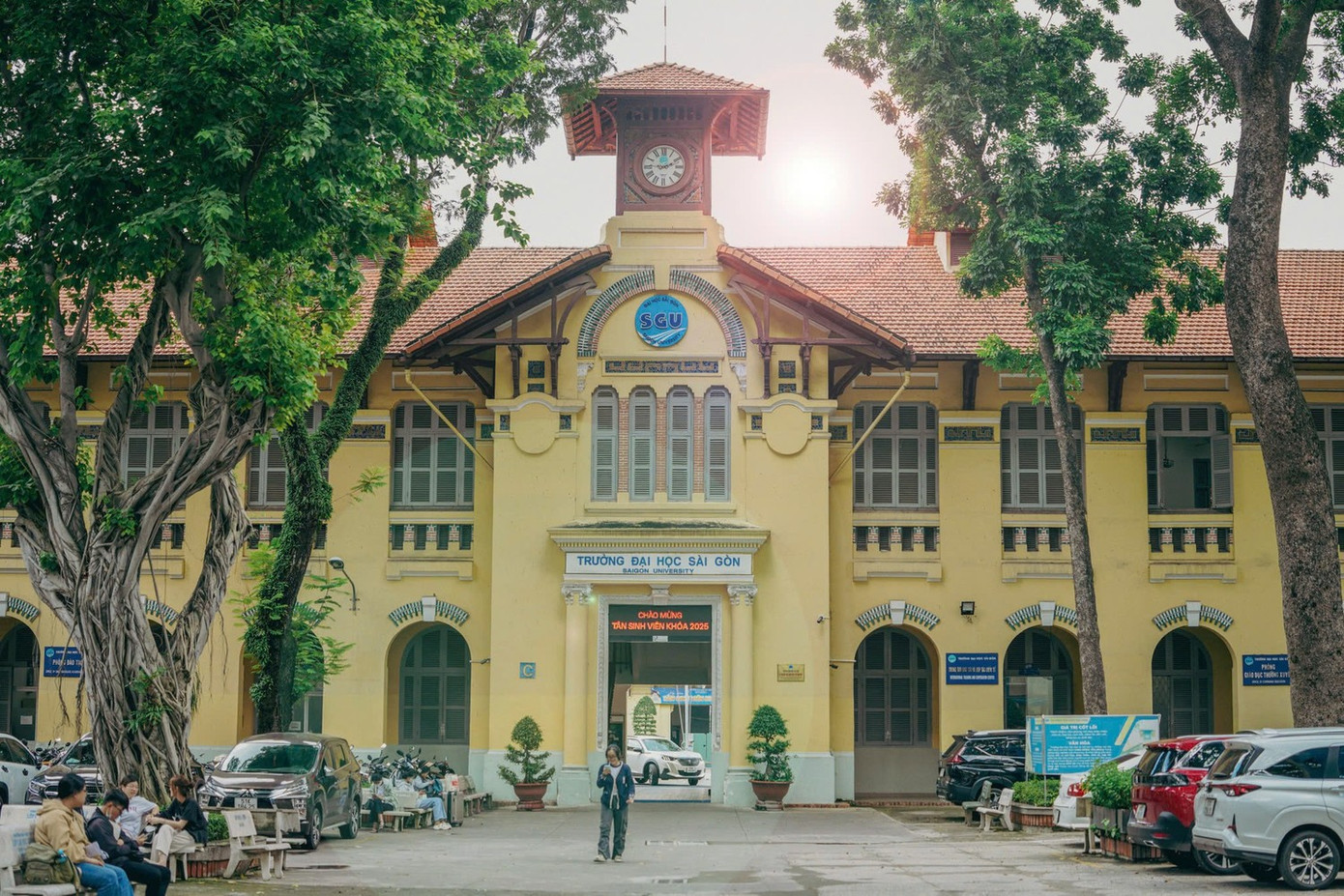 Những trường đại học sở hữu vị tr&iacute; đắc địa nhất TPHCM- Ảnh 3.