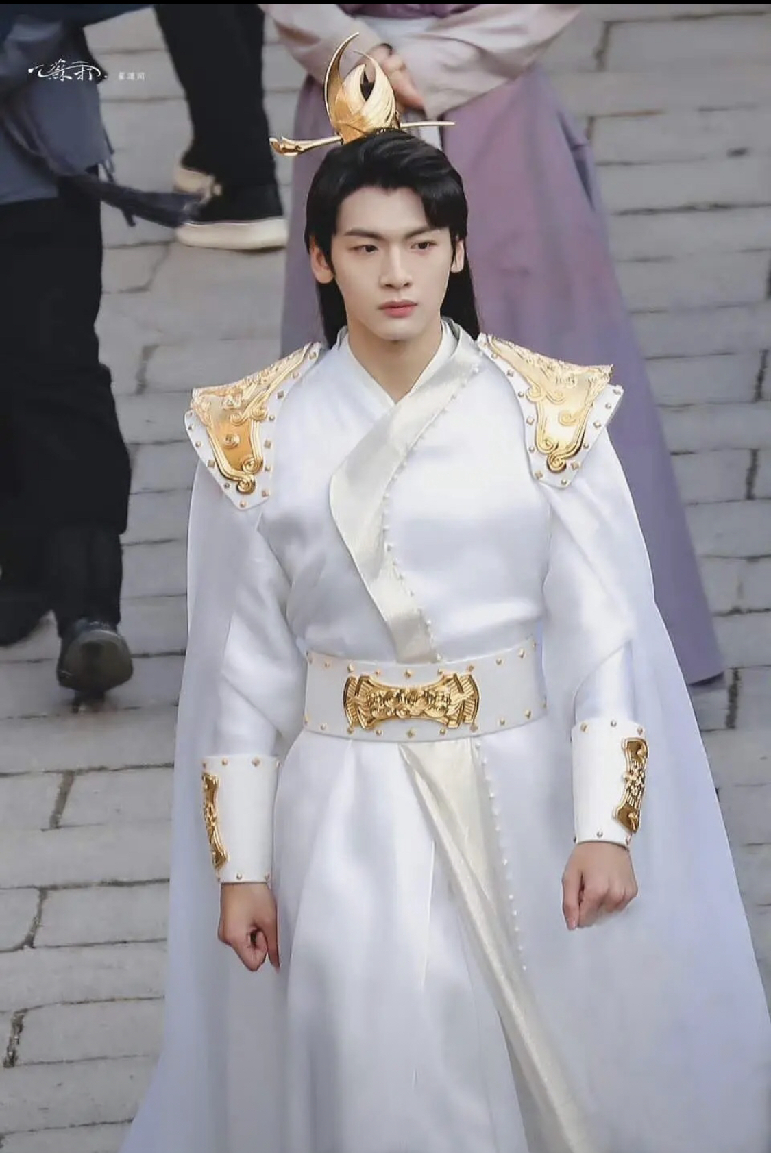 Chưa thấy mỹ nam cổ trang n&agrave;o ch&aacute;n đời cỡ n&agrave;y: Mặc g&igrave; cũng xấu đến tận c&ugrave;ng, netizen đ&ograve;i ch&ocirc;n cả bộ phim- Ảnh 4.