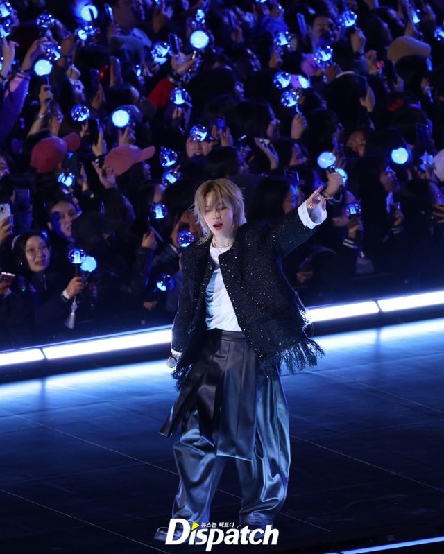 Jimin đi&ecirc;n rồi: Đẹp tới nỗi leo ngay top trending, m&agrave;n lột x&aacute;c n&agrave;y phải phong &ldquo;đỉnh nhất 2026&rdquo;- Ảnh 2.