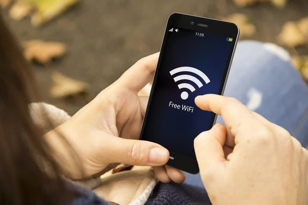 C&ocirc;ng an cảnh b&aacute;o n&oacute;ng về th&oacute;i quen d&ugrave;ng wifi của người d&acirc;n- Ảnh 1.