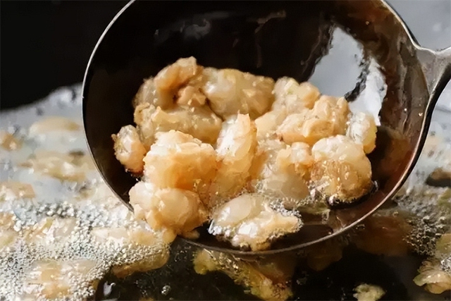 Kh&ocirc;ng chỉ b&eacute;o: Bệnh nh&acirc;n dạ d&agrave;y ăn mỡ lợn thường xuy&ecirc;n sẽ gặp nhiều rủi ro- Ảnh 3.