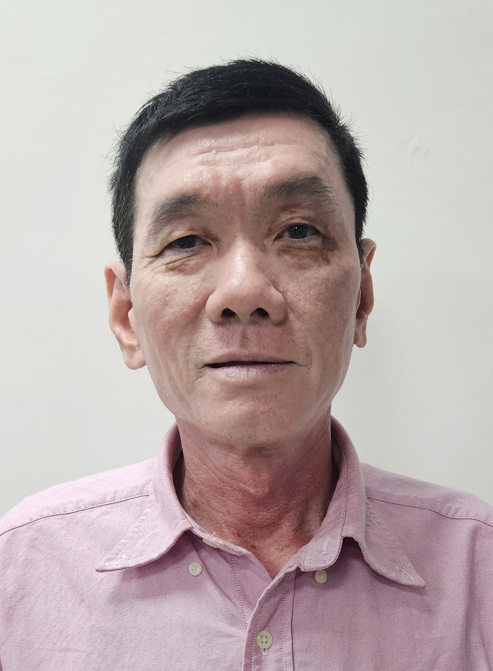 Người đ&agrave;n &ocirc;ng ở An Giang chuyển khoản 253 lần tổng số hơn 1,309 tỷ đồng suốt 4 năm cho c&ugrave;ng một người: C&ocirc;ng an truy tố Huỳnh Văn Phước- Ảnh 1.