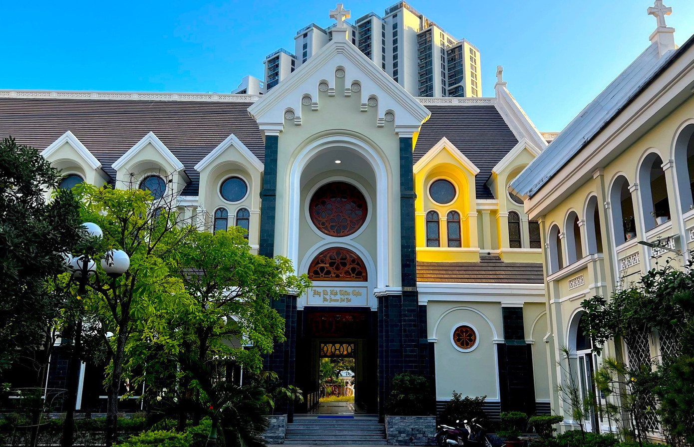 Chi&ecirc;m ngưỡng nh&agrave; thờ tuyệt đẹp ở Nha Trang- Ảnh 9.