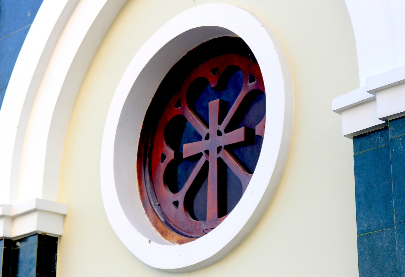 Chi&ecirc;m ngưỡng nh&agrave; thờ tuyệt đẹp ở Nha Trang- Ảnh 10.