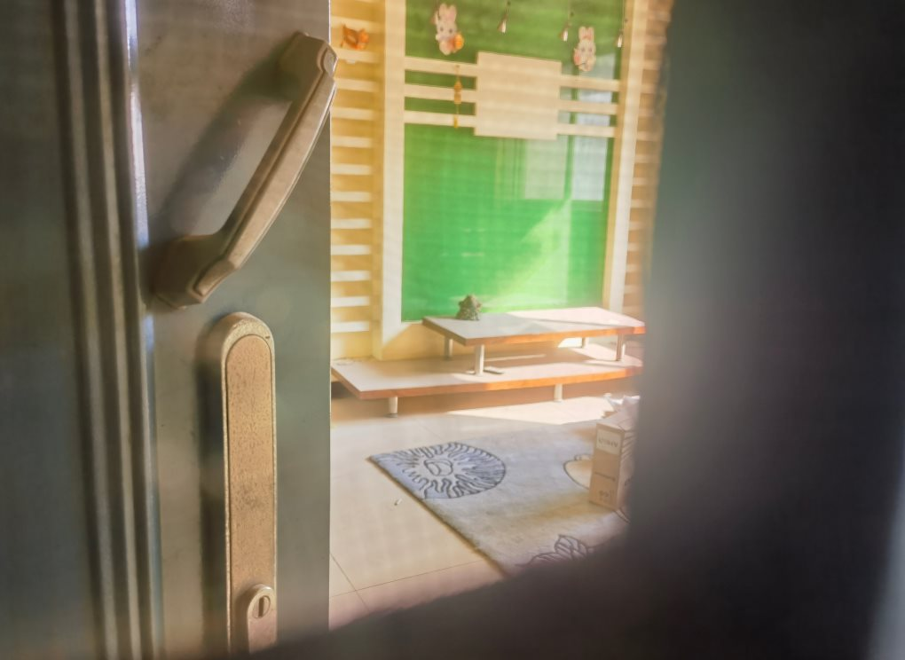 Ph&aacute;t hiện người đ&agrave;n &ocirc;ng sống bằng tiền trợ cấp 33 triệu đồng/năm bỗng c&oacute; thu nhập hơn 497 triệu, mua &ocirc; t&ocirc; hơn 611 triệu: Cảnh s&aacute;t v&agrave;o cuộc điều tra- Ảnh 2.