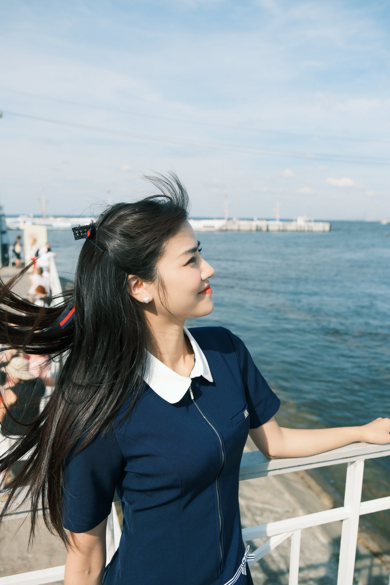 Người đ&agrave;n b&agrave; l&agrave;ng ch&agrave;i "chửi như h&aacute;t" tr&ecirc;n phim giờ v&agrave;ng VTV: Ngo&agrave;i đời xinh bất ngờ, lại th&ecirc;m style đẹp miễn ch&ecirc;- Ảnh 20.