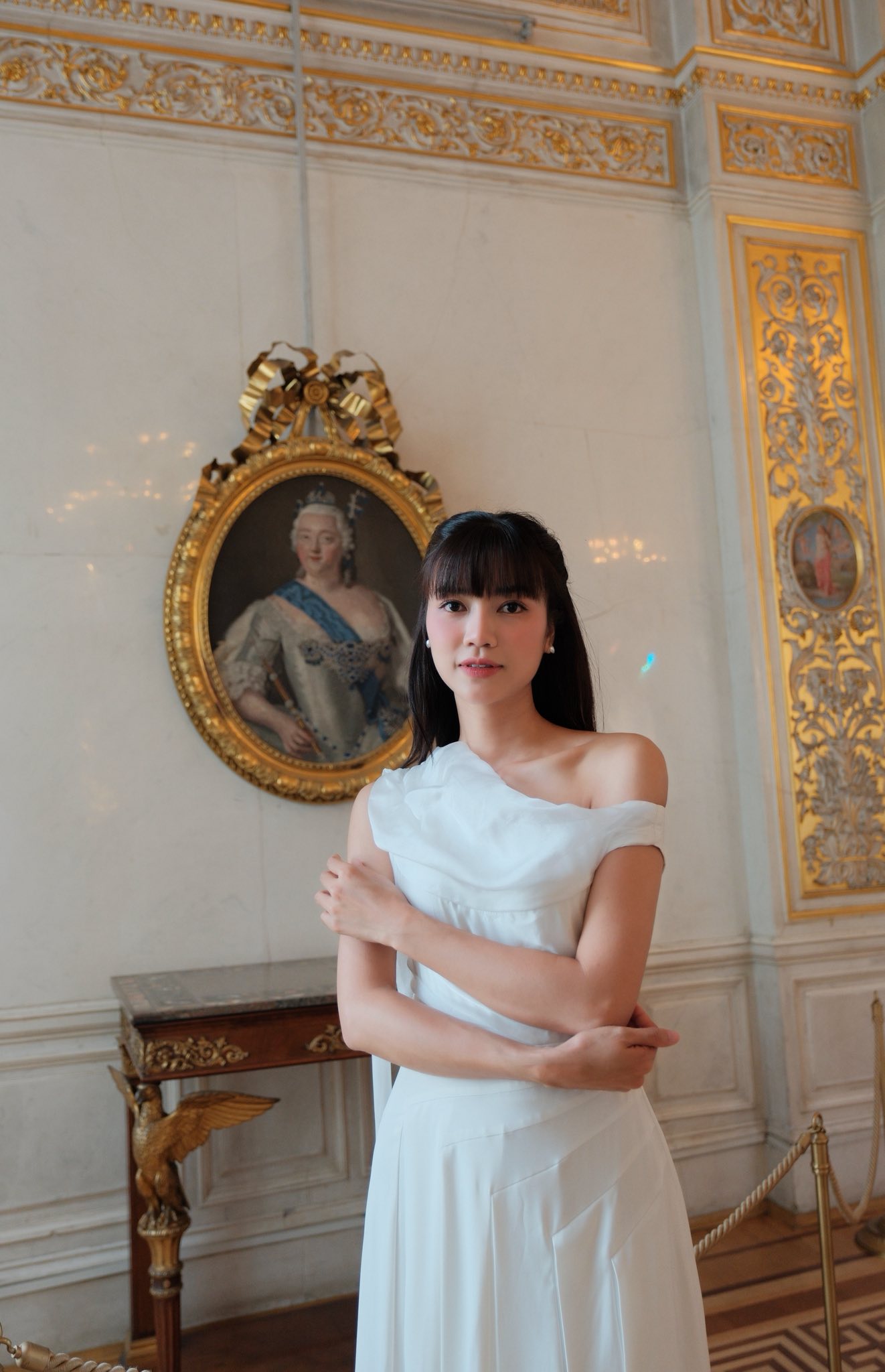 Người đ&agrave;n b&agrave; l&agrave;ng ch&agrave;i "chửi như h&aacute;t" tr&ecirc;n phim giờ v&agrave;ng VTV: Ngo&agrave;i đời xinh bất ngờ, lại th&ecirc;m style đẹp miễn ch&ecirc;- Ảnh 17.