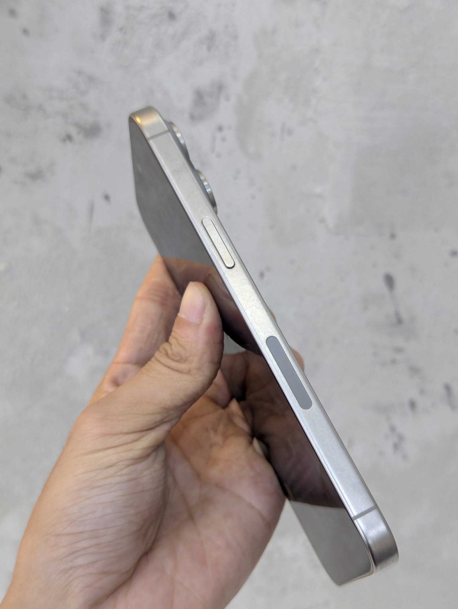 Chiếc iPhone cũ đ&aacute;ng mua nhất năm 2026- Ảnh 3.