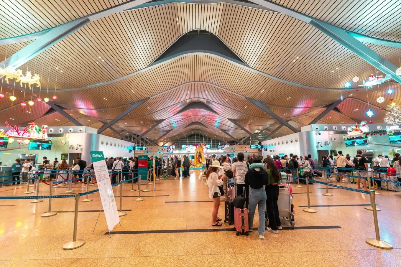 Kh&ocirc;ng phải Nội B&agrave;i, T&acirc;n Sơn Nhất, đ&acirc;y l&agrave; s&acirc;n bay Việt Nam lọt top 