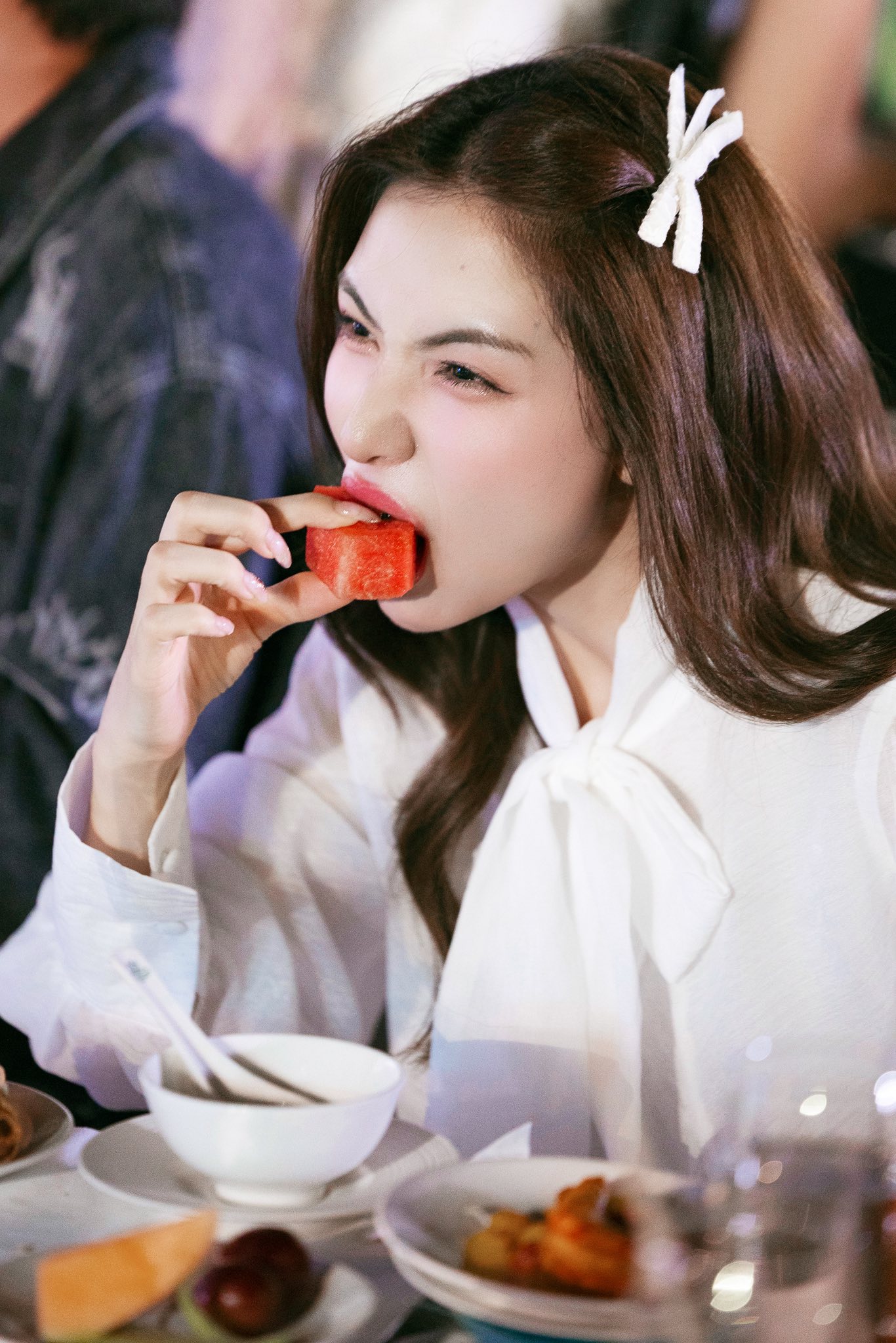 Tiệc th&ocirc;i n&ocirc;i quy tụ cả showbiz của con g&aacute;i Puka: Ho&agrave; Minzy lẻ b&oacute;ng, 1 đ&ocirc;i lộ diện giữa tin đồn c&oacute; tin vui- Ảnh 2.