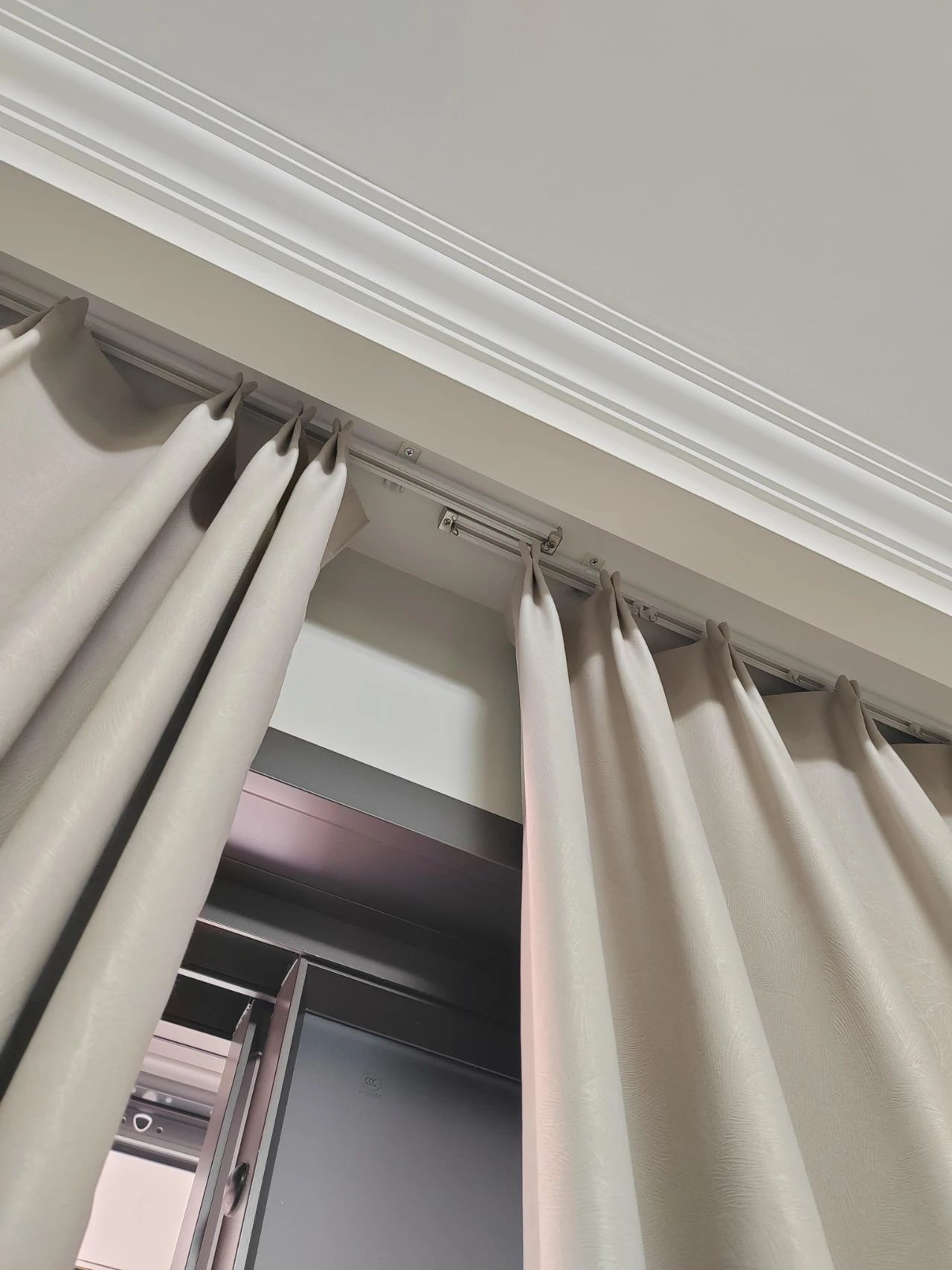 7 thiết kế ph&ograve;ng ngủ tưởng hợp l&yacute; nhưng ở l&acirc;u mới thấy kh&ocirc;ng kh&aacute;c g&igrave; "c&aacute;i bẫy", rất nhiều gia đ&igrave;nh đang mắc m&agrave; kh&ocirc;ng biết- Ảnh 2.