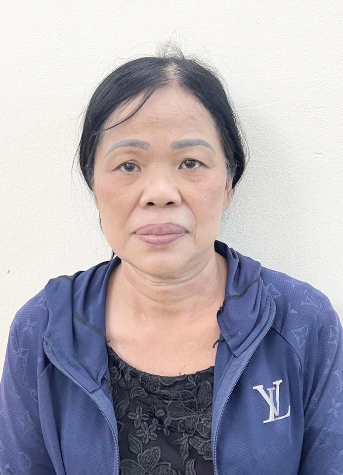 Bắt b&agrave; Phan Thanh Hương 63 tuổi- Ảnh 2.