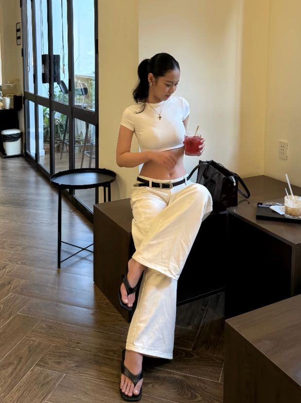 Chiếc v&aacute;y b&aacute;o hại Phương Ly: Cả c&otilde;i mạng đ&aacute;nh gi&aacute;- Ảnh 14.