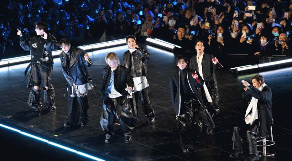 Show diễn ngo&agrave;i trời đ&ocirc;ng kh&aacute;n giả nhất H&agrave;n Quốc: L&yacute; do BIGBANG 20 năm, mất 2 th&agrave;nh vi&ecirc;n vẫn l&agrave; &ocirc;ng ho&agrave;ng Kpop- Ảnh 1.