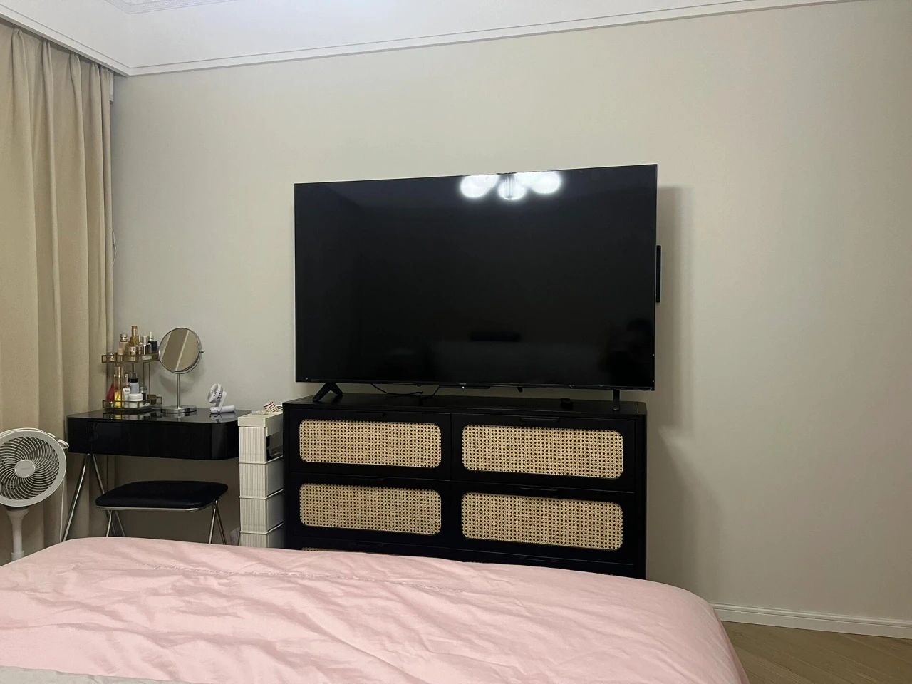 7 thiết kế ph&ograve;ng ngủ tưởng hợp l&yacute; nhưng ở l&acirc;u mới thấy kh&ocirc;ng kh&aacute;c g&igrave; "c&aacute;i bẫy", rất nhiều gia đ&igrave;nh đang mắc m&agrave; kh&ocirc;ng biết- Ảnh 11.