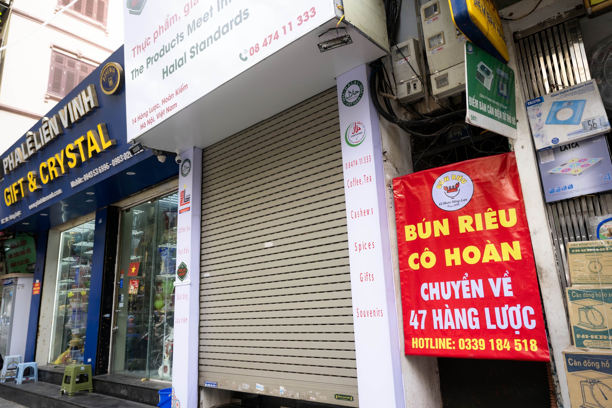 Quán bún riêu Hà Nội bị phạt 4,5 triệu sau vụ khách Trung chê bẩn: Lên đời chỗ mới, điều hoà khang trang- Ảnh 2. Quán bún riêu Hà Nội bị phạt 4,5 triệu sau vụ khách Trung chê bẩn: Lên đời chỗ mới, điều hoà khang trang- Ảnh 2.