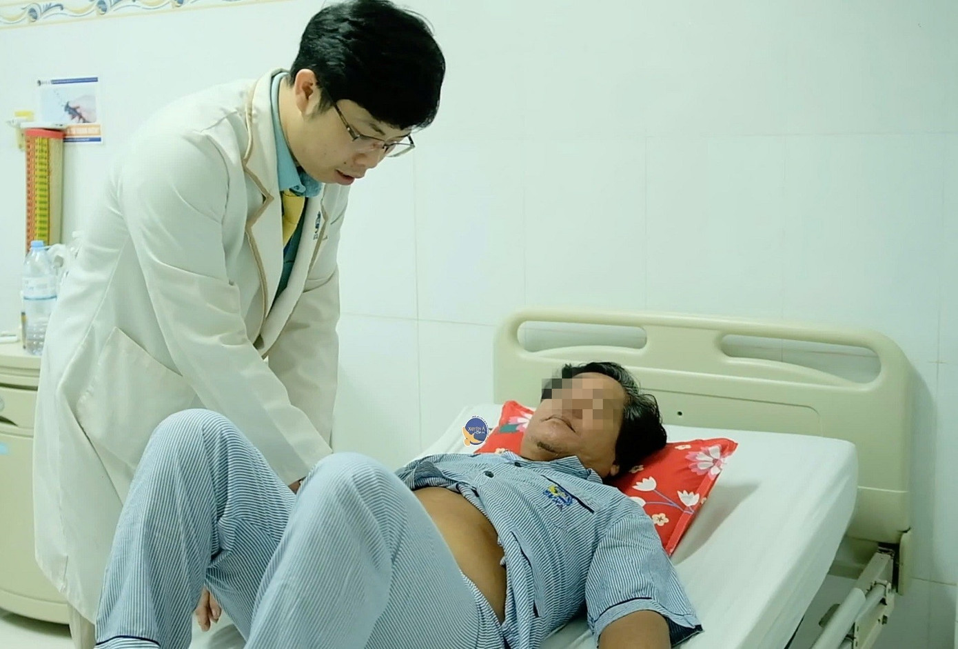 Bệnh hiếm gặp khiến người đ&agrave;n &ocirc;ng đau &acirc;m ỉ tinh ho&agrave;n- Ảnh 2.