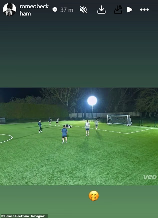 Bị con d&acirc;u xuất th&acirc;n nh&agrave; tỷ ph&uacute; "đ&aacute; đểu", con ruột "ch&acirc;m biếm", David Beckham đang l&agrave;m g&igrave; giữa mớ lộn xộn của gia đ&igrave;nh?- Ảnh 4.