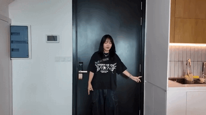 Xin v&iacute;a Low G - Dương Fynn: Vừa mua nh&agrave; H&agrave; Nội lại tậu th&ecirc;m căn duplex ở S&agrave;i G&ograve;n, 110m&sup2; g&oacute;c n&agrave;o cũng "thơm m&ugrave;i tiền"- Ảnh 2.