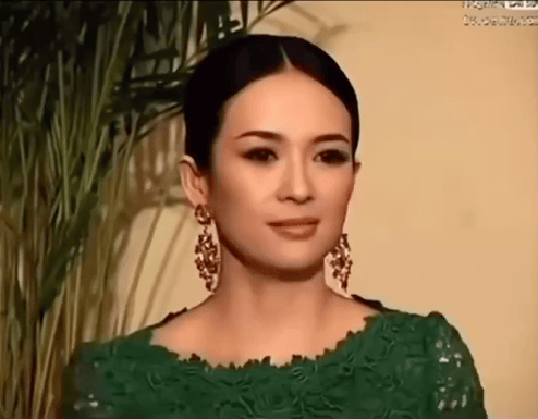 Minh tinh quyền lực nhất Trung Quốc "lật mặt nhanh hơn lật b&aacute;nh tr&aacute;ng", c&ocirc;ng khai lườm ngu&yacute;t ngay tr&ecirc;n s&oacute;ng trực tiếp- Ảnh 4.