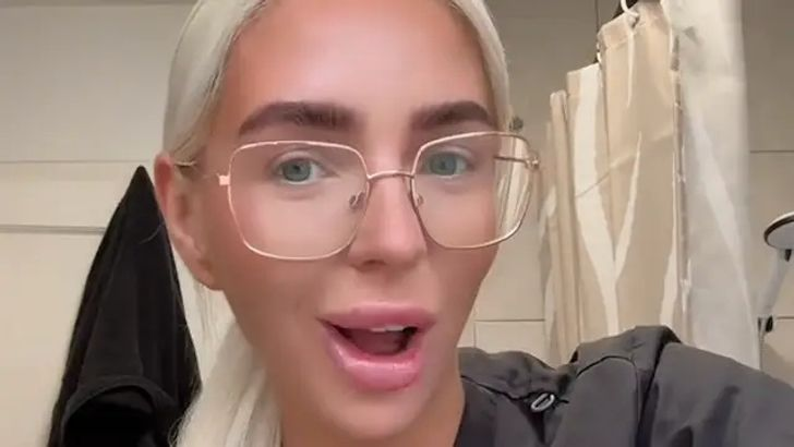 Người phụ nữ nghi c&oacute; người trốn tr&ecirc;n trần nh&agrave;, sự thật sau đ&oacute; g&acirc;y sốc- Ảnh 1.