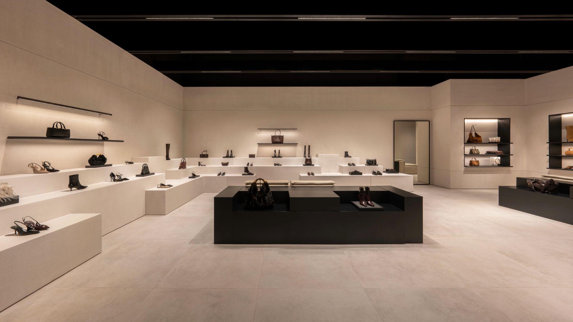 Zara Crescent Mall: Điểm hẹn mới cho mọi t&iacute;n đồ thời trang- Ảnh 5.