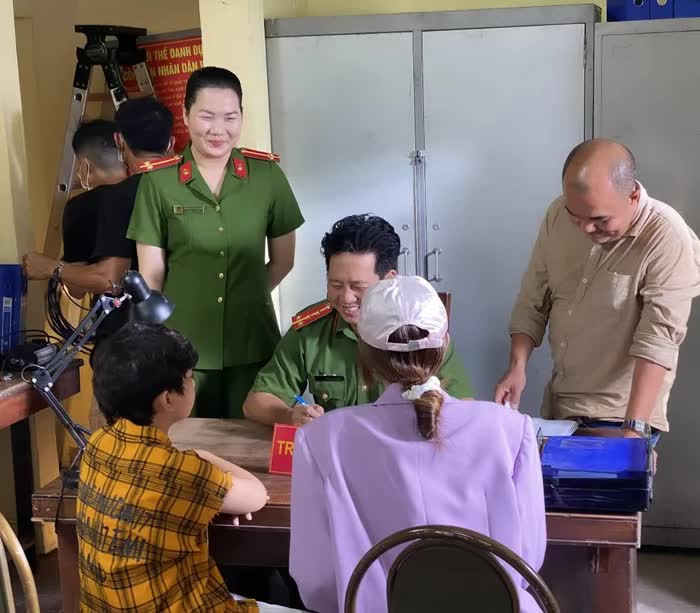 C&ocirc; g&aacute;i đổi đời nhờ l&agrave;m trợ l&yacute; nghệ sĩ: Ở resort cao cấp đến check-in du thuyền, rảnh rỗi c&ograve;n đi đ&oacute;ng phim- Ảnh 9.