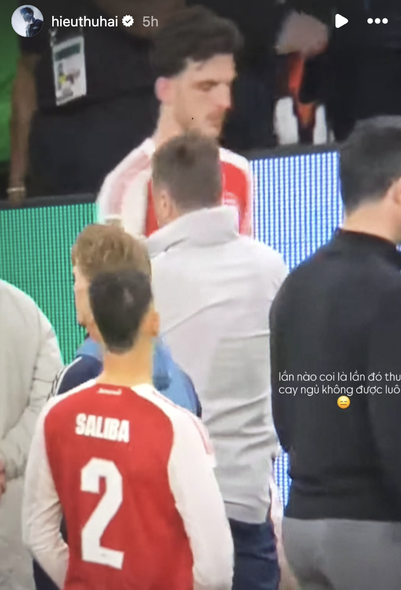 HIEUTHUHAI "cay" kh&ocirc;ng ngủ được v&igrave; Arsenal gục ng&atilde; trước Man City ở C&uacute;p Li&ecirc;n đo&agrave;n Anh- Ảnh 2.
