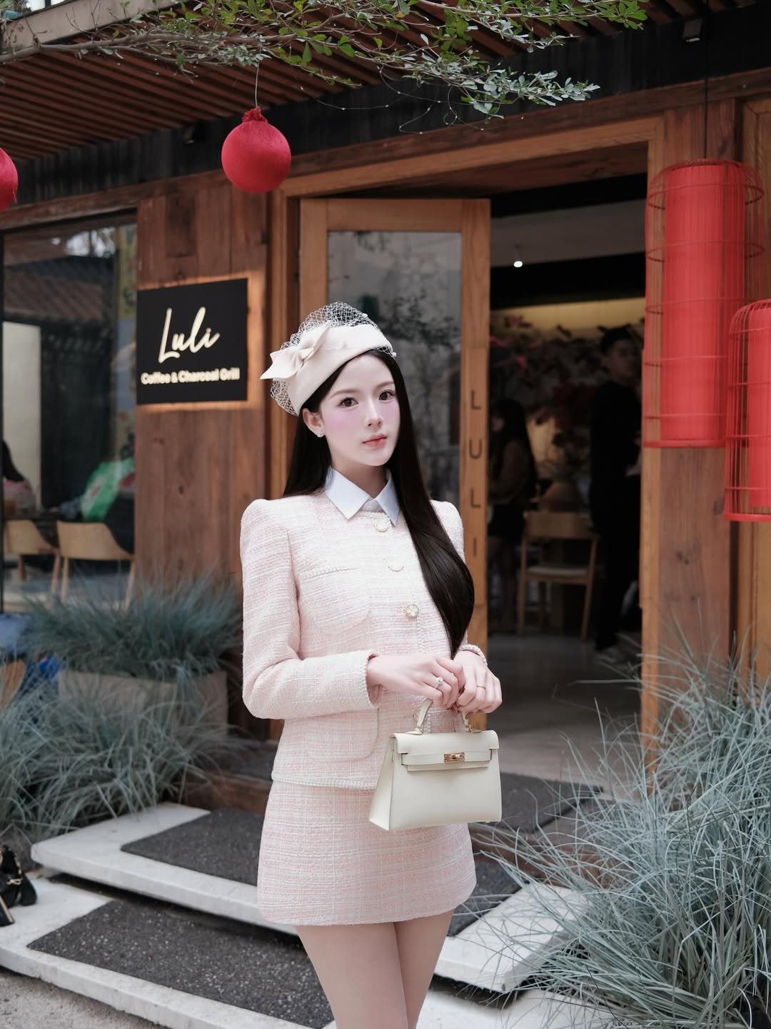 Nữ thần sắp chạm tuổi 40: Gương mặt "b&uacute;ng ra collagen", ăn mặc đẹp đến nỗi g&aacute;i 18 phải học tập- Ảnh 25.