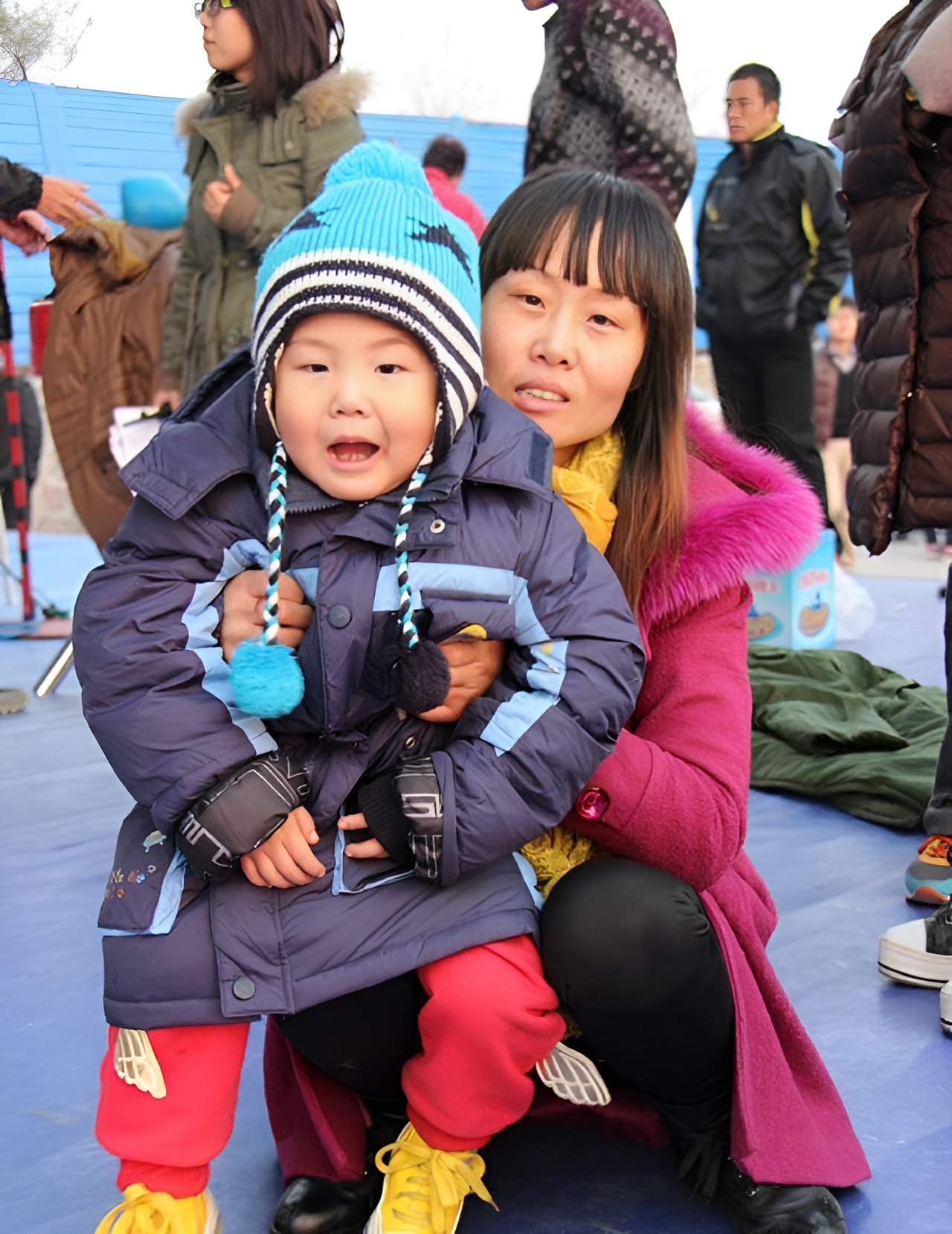 "Thần đồng nh&iacute;" 3 tuổi l&ecirc;n s&oacute;ng truyền h&igrave;nh Trung ương, kiếm h&agrave;ng triệu nh&acirc;n d&acirc;n tệ mỗi năm, nhưng tuổi thơ đ&aacute;nh đổi bằng sự lạc lối- Ảnh 2.