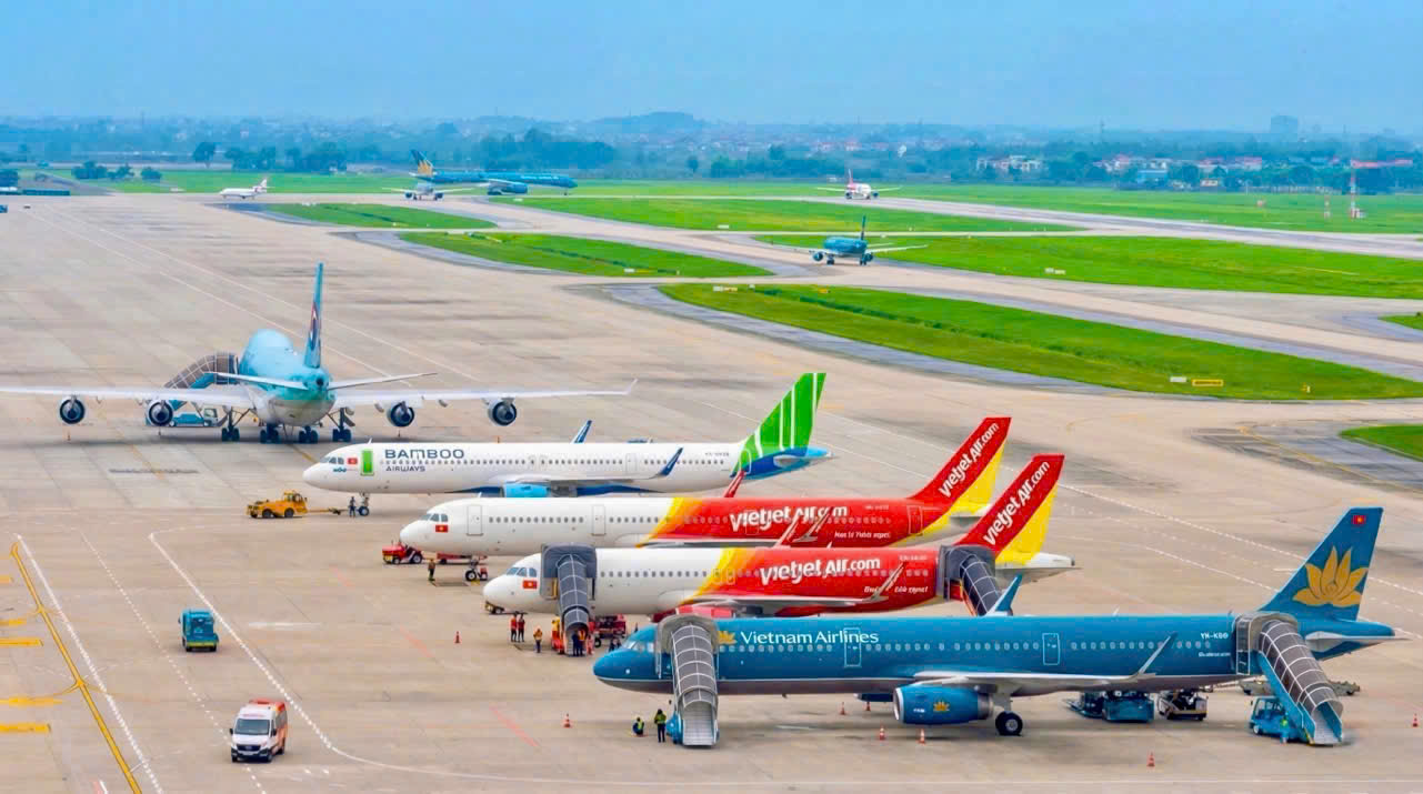 Ch&iacute;nh thức: Loạt chuyến bay nội địa bị cắt giảm, tạm dừng, người mua v&eacute; cần ch&uacute; &yacute;- Ảnh 1.