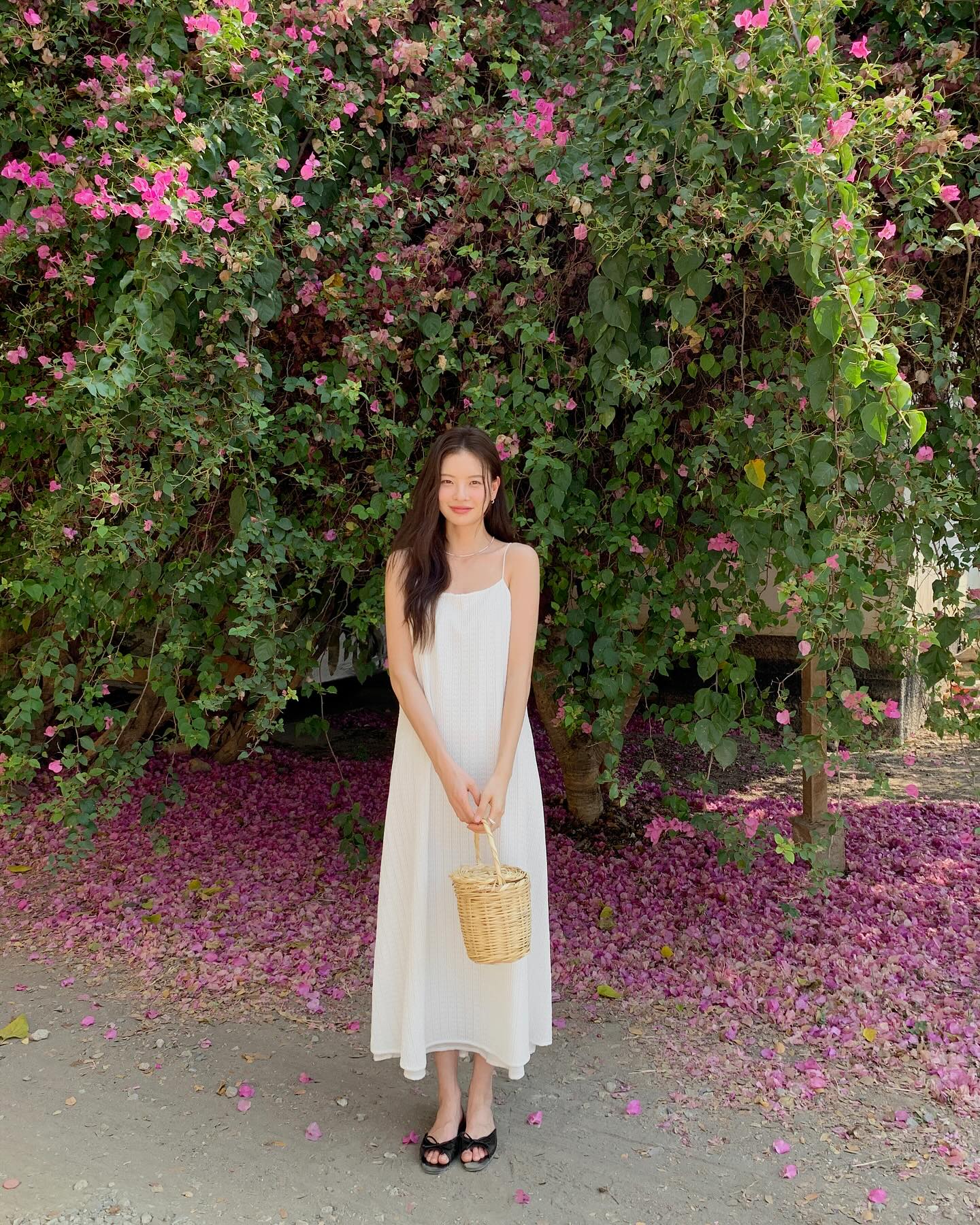 4 c&ocirc;ng thức mặc đẹp đi du lịch chị em n&ecirc;n ghim lu&ocirc;n từ b&acirc;y giờ, &aacute;p dụng khi dạo phố cũng rất hợp- Ảnh 10.