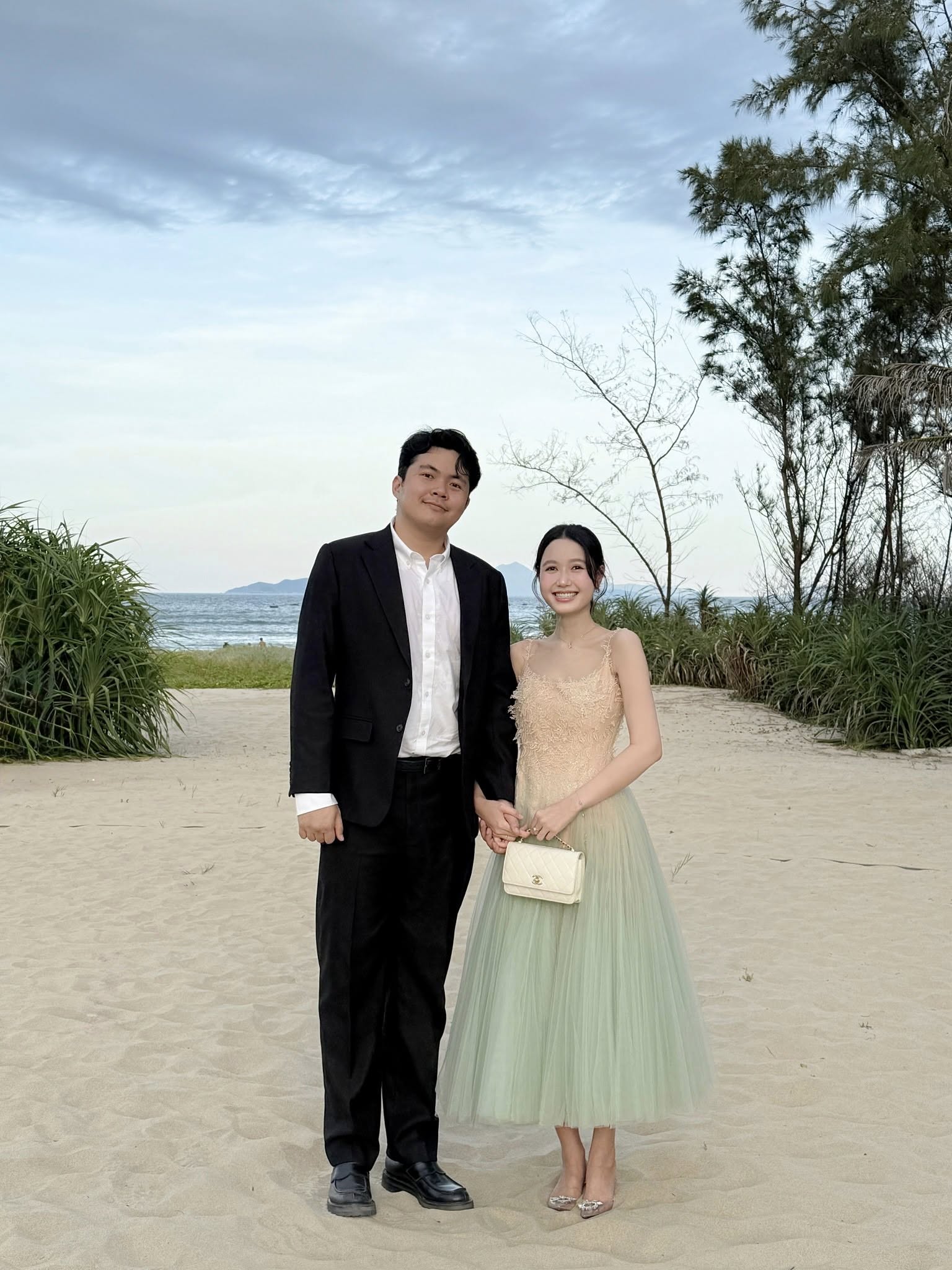 Chủ nhật tuần n&agrave;y cặp đ&ocirc;i nhạc sĩ - diễn vi&ecirc;n Vbiz tổ chức đ&aacute;m cưới, nhiều nghệ sĩ x&aacute;c nhận tham dự!- Ảnh 7.