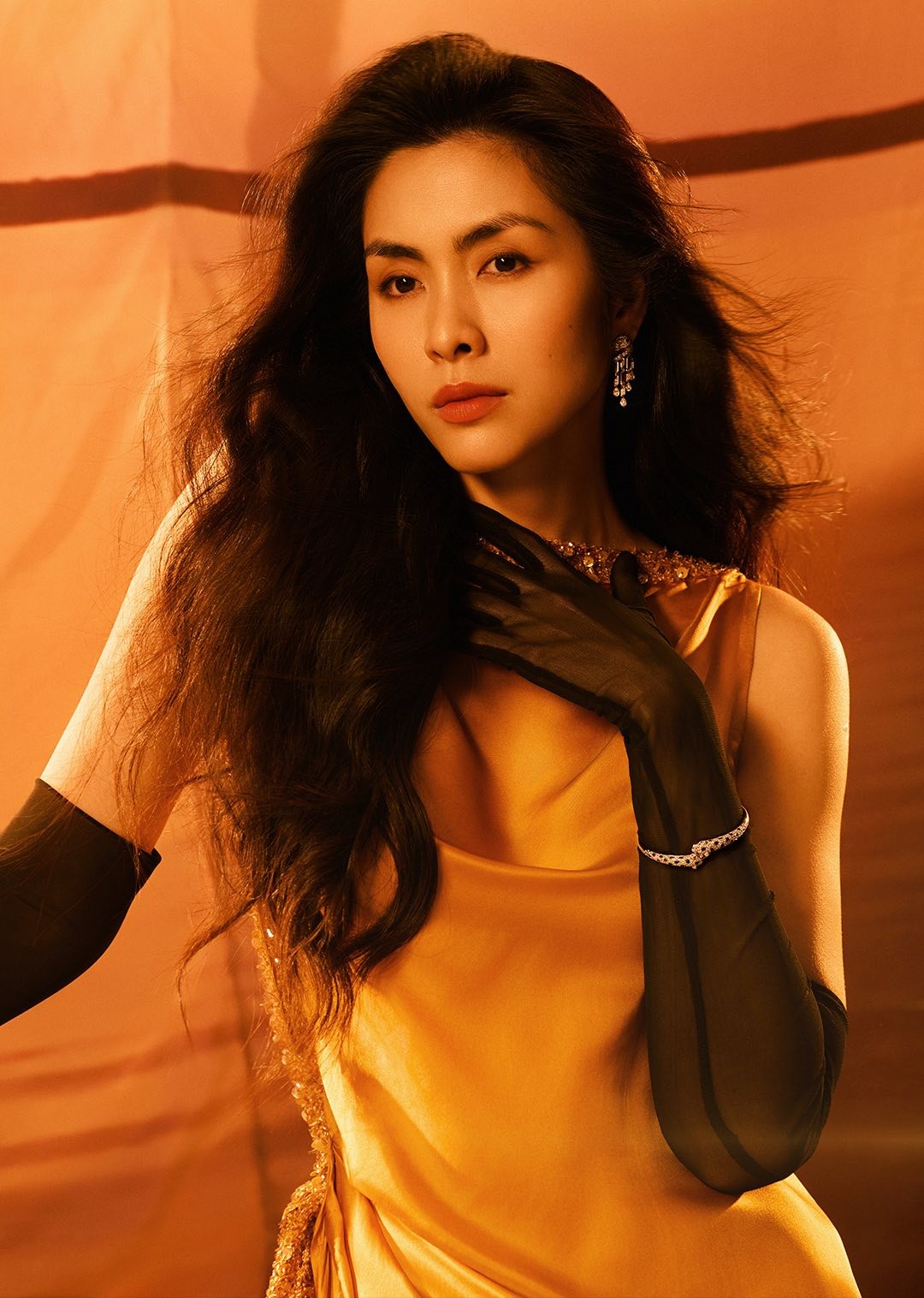 Rộ tin Tăng Thanh H&agrave; v&agrave;o vai Nam Phương Ho&agrave;ng Hậu, n&ecirc;n duy&ecirc;n c&ugrave;ng mỹ nam k&eacute;m 11 tuổi- Ảnh 9.