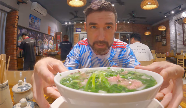 Kh&aacute;ch T&acirc;y tiếc nuối khi ăn một m&oacute;n Việt ở Mỹ, nhận x&eacute;t: "Thật kh&oacute; khăn l&agrave;m sao!"- Ảnh 7.