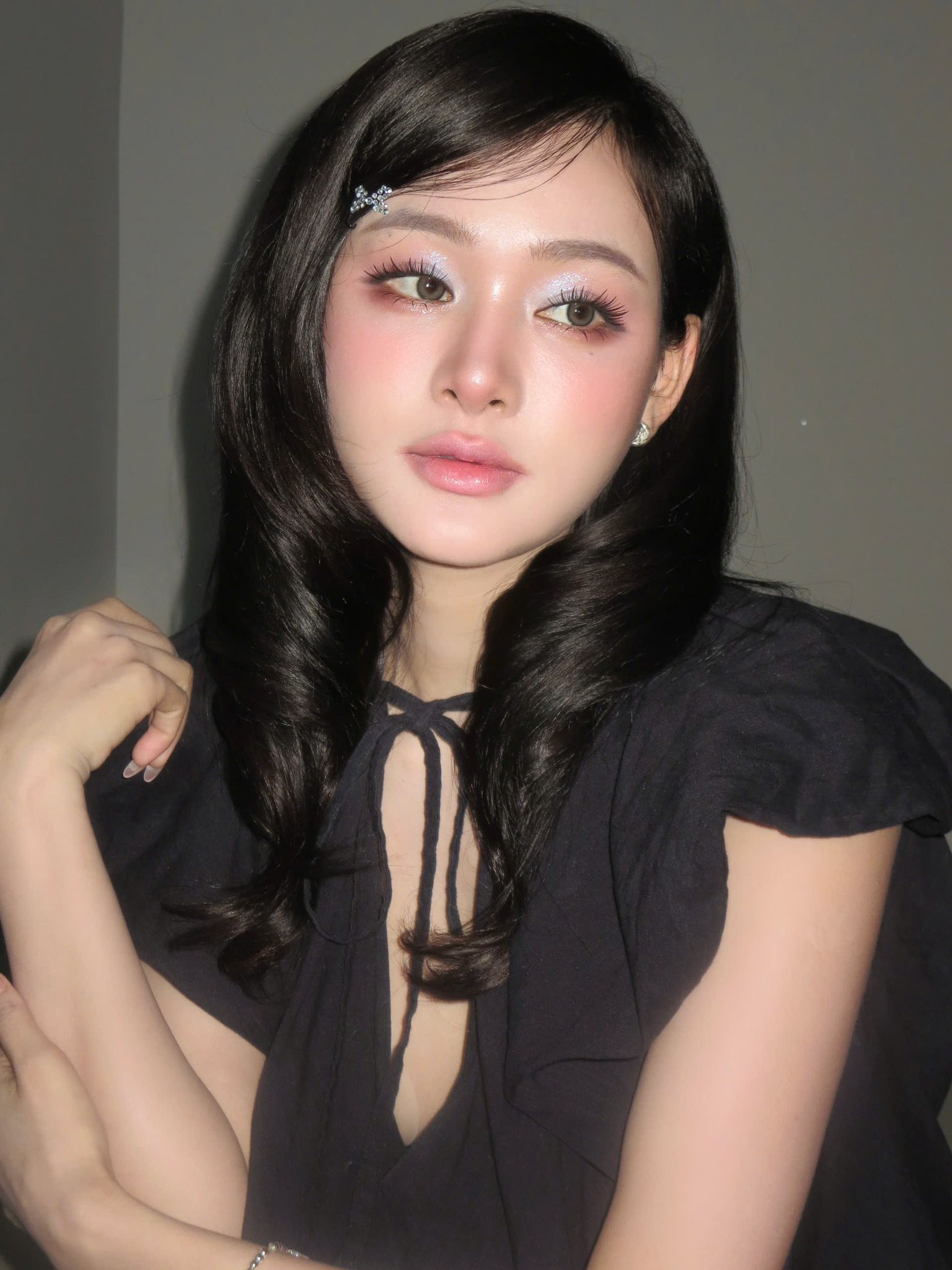 Cuộc sống kỳ lạ của ca sĩ Hiền Hồ sau scandal t&igrave;nh &aacute;i g&acirc;y chấn động- Ảnh 4.