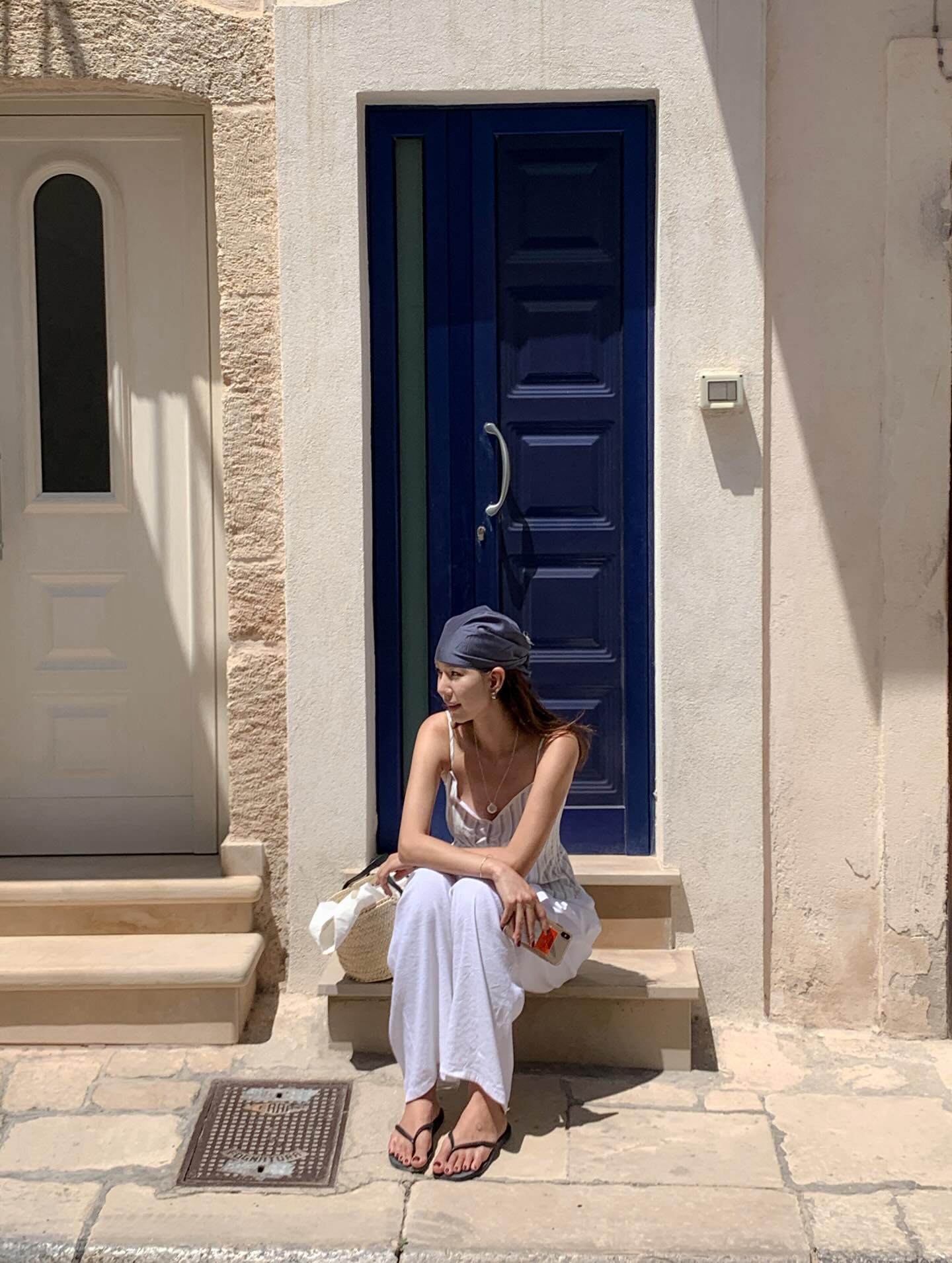 4 c&ocirc;ng thức mặc đẹp đi du lịch chị em n&ecirc;n ghim lu&ocirc;n từ b&acirc;y giờ, &aacute;p dụng khi dạo phố cũng rất hợp- Ảnh 7.