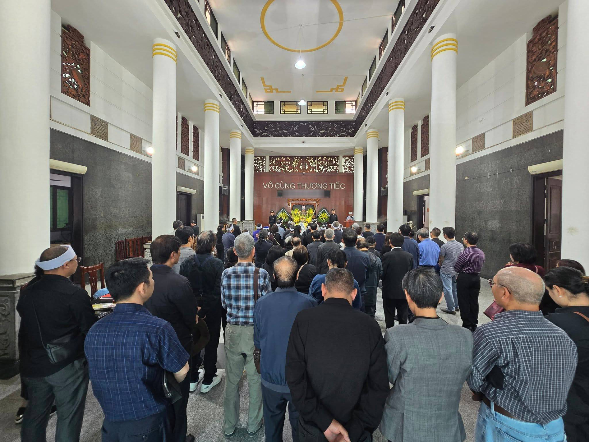 Kh&ocirc;ng x&acirc;y mộ, kh&ocirc;ng giữ tro: Lựa chọn của một gia đ&igrave;nh tại H&agrave; Nội khi an t&aacute;ng cho người th&acirc;n được ch&uacute; &yacute;- Ảnh 3.