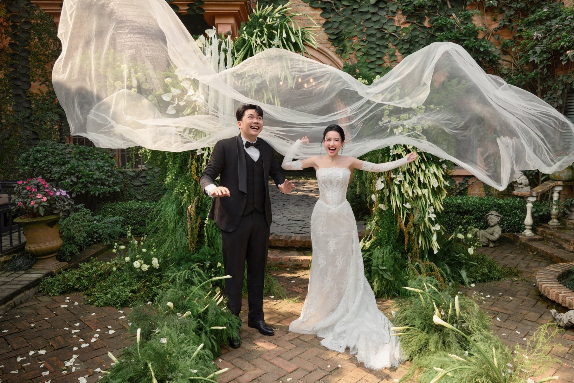 Chủ nhật tuần n&agrave;y cặp đ&ocirc;i nhạc sĩ - diễn vi&ecirc;n Vbiz tổ chức đ&aacute;m cưới, nhiều nghệ sĩ x&aacute;c nhận tham dự!- Ảnh 3.