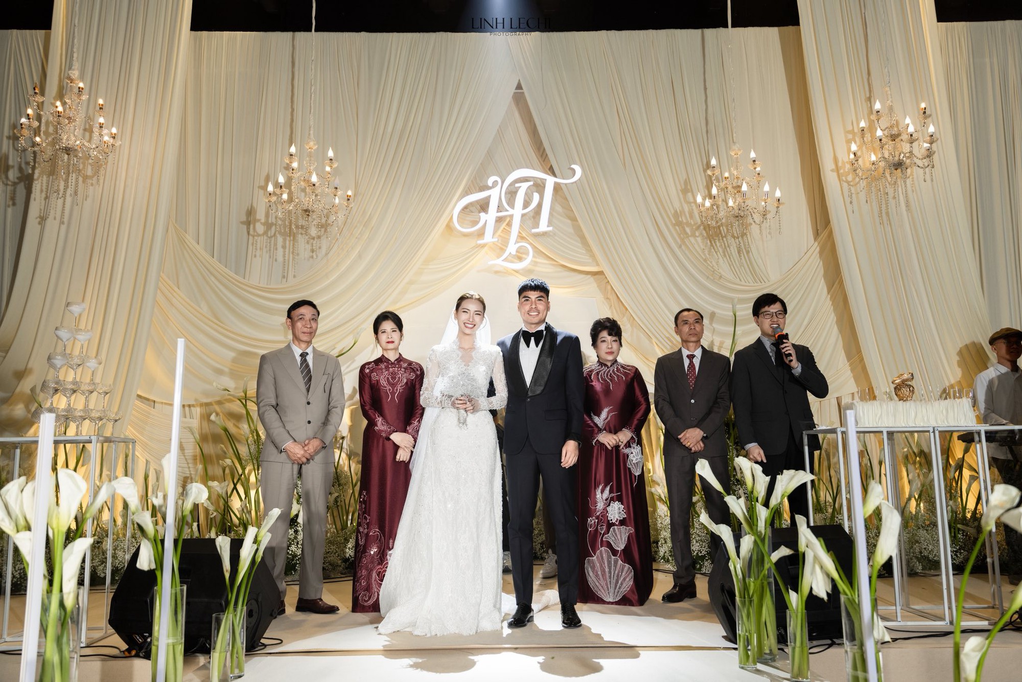 Chia sẻ x&uacute;c động của MC Huyền Trang M&ugrave; Tạt sau đ&aacute;m cưới với cầu thủ Đức Huy: &ldquo;Cảm ơn v&igrave; đ&atilde; c&ugrave;ng kh&oacute;c, c&ugrave;ng cười&rdquo;- Ảnh 3.